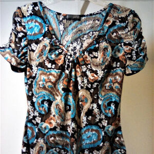JTB Colorful Printed short sleeve Top Size: .M